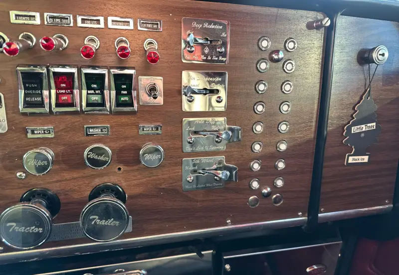1987 Peterbilt 359 photo 54