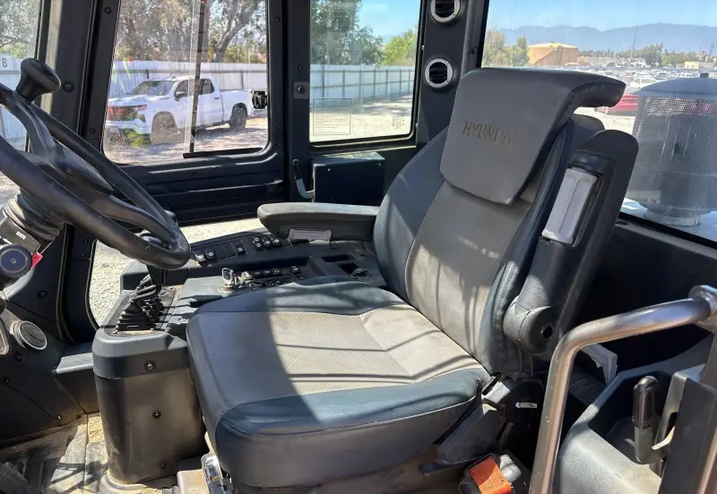 2022 Hyundai 160D-9 photo 26