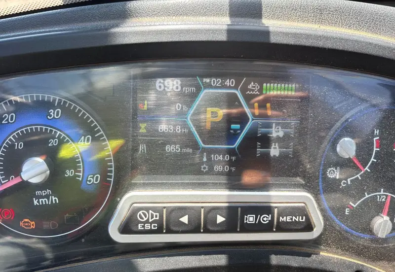 2022 Hyundai 160D-9 photo 33