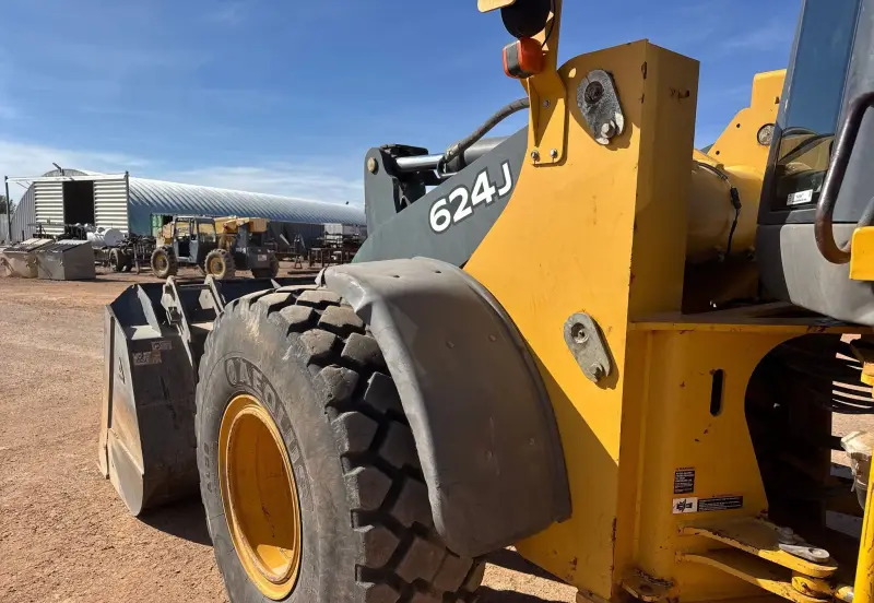 2007 John Deere 624J photo 14