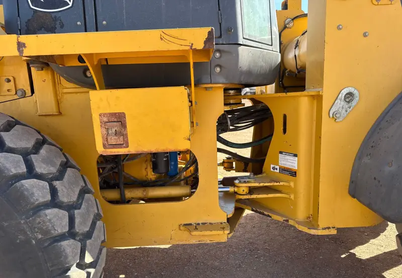 2007 John Deere 624J photo 26
