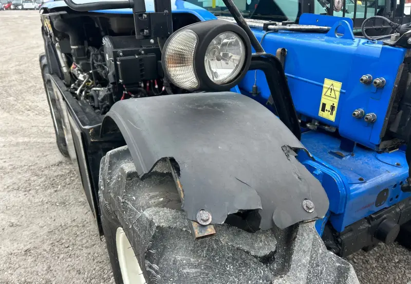 2021 New Holland LM7.42 photo 11