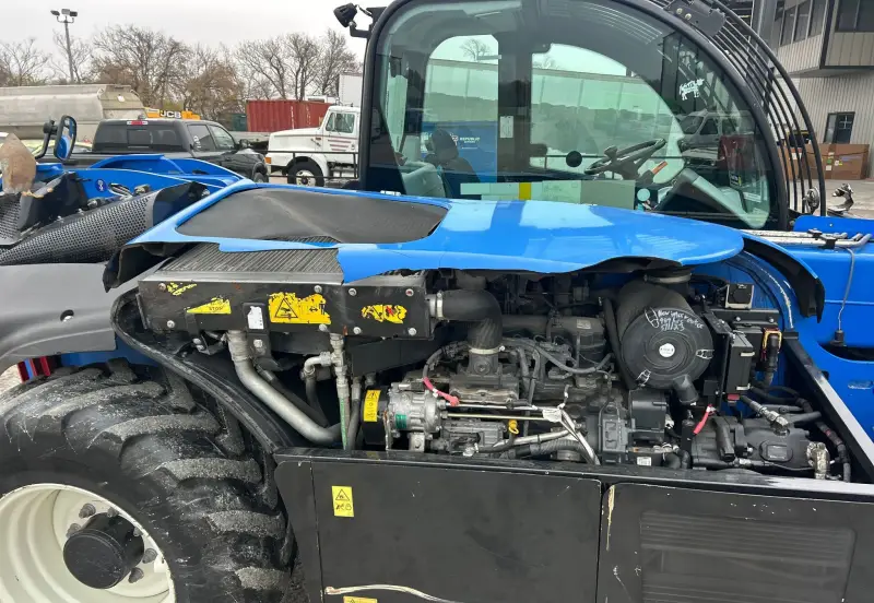 2021 New Holland LM7.42 photo 12