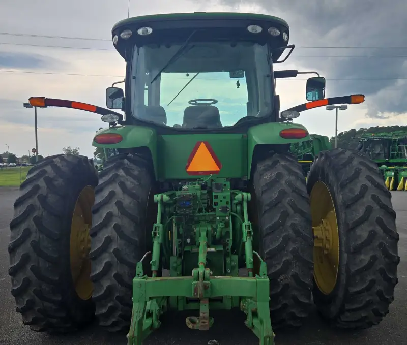 2012 John Deere 7230R photo 6
