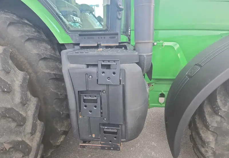2012 John Deere 7230R photo 19