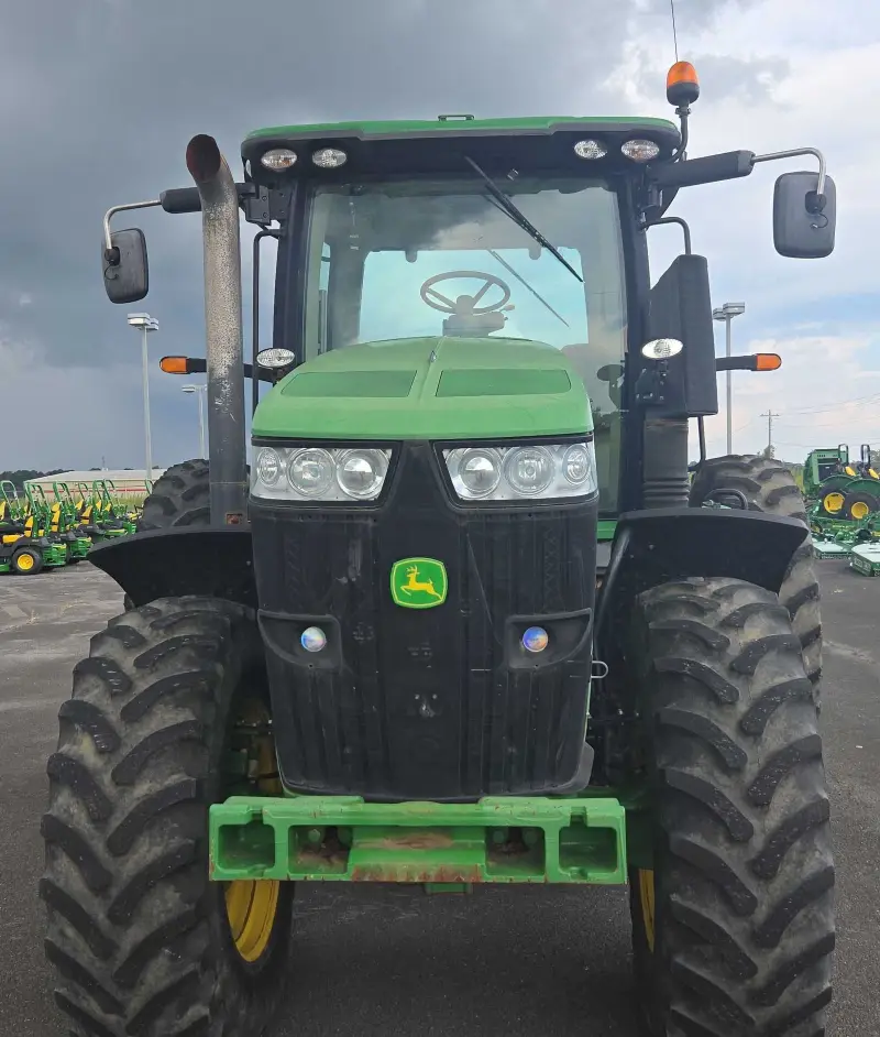2012 John Deere 7230R photo 2