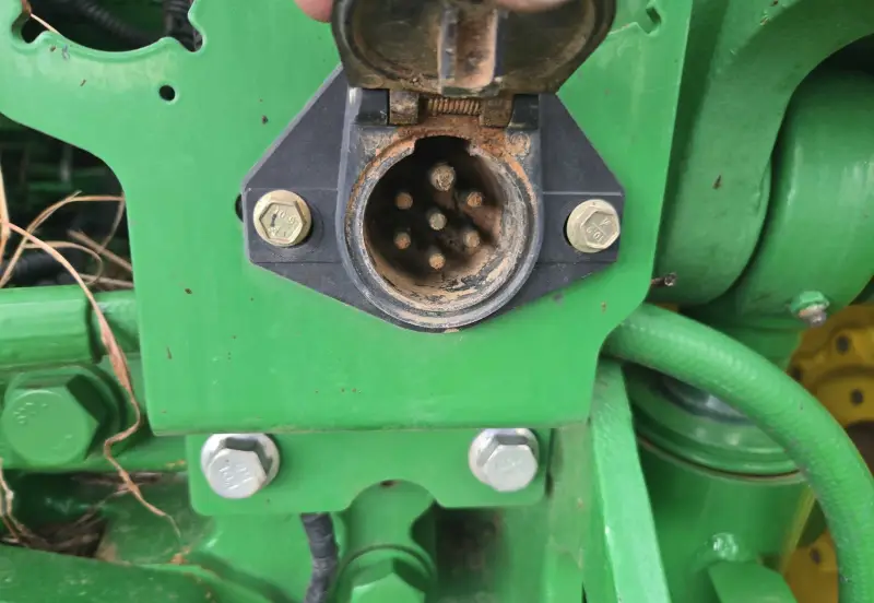 2012 John Deere 7230R photo 26