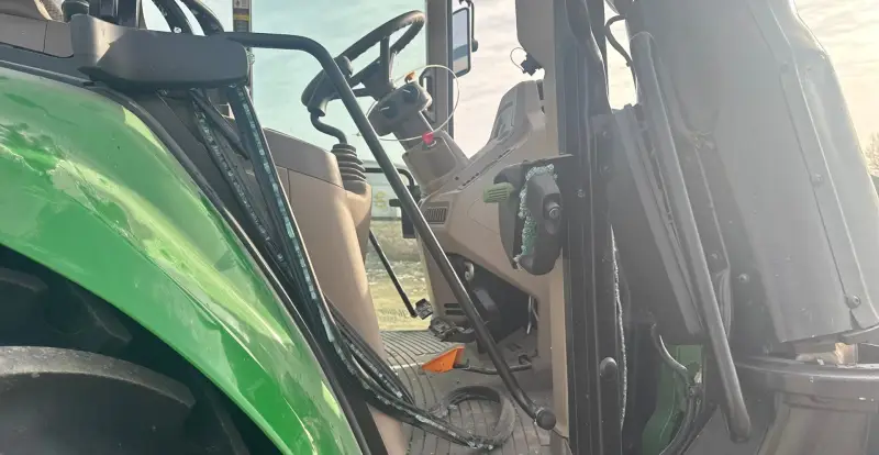 2025 John Deere 6M 125 photo 32