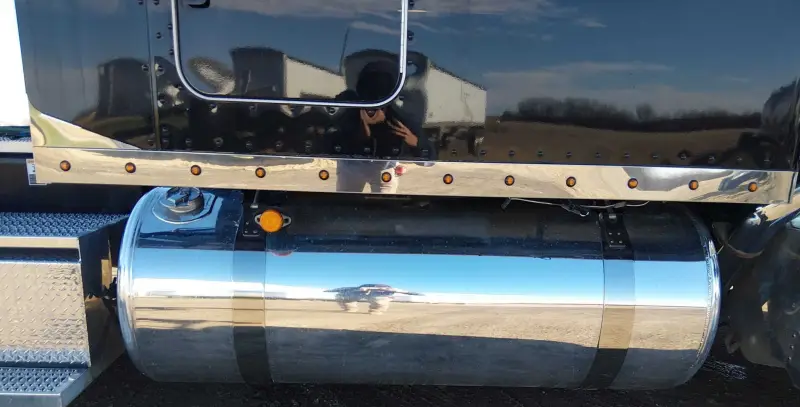 2022 Peterbilt 389 photo 22