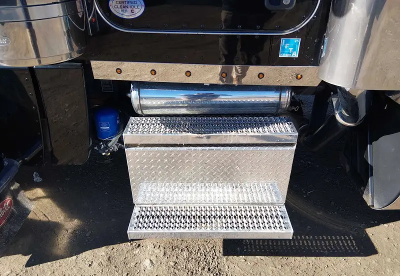 2022 Peterbilt 389 photo 10