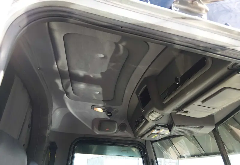 2022 Peterbilt 389 photo 84