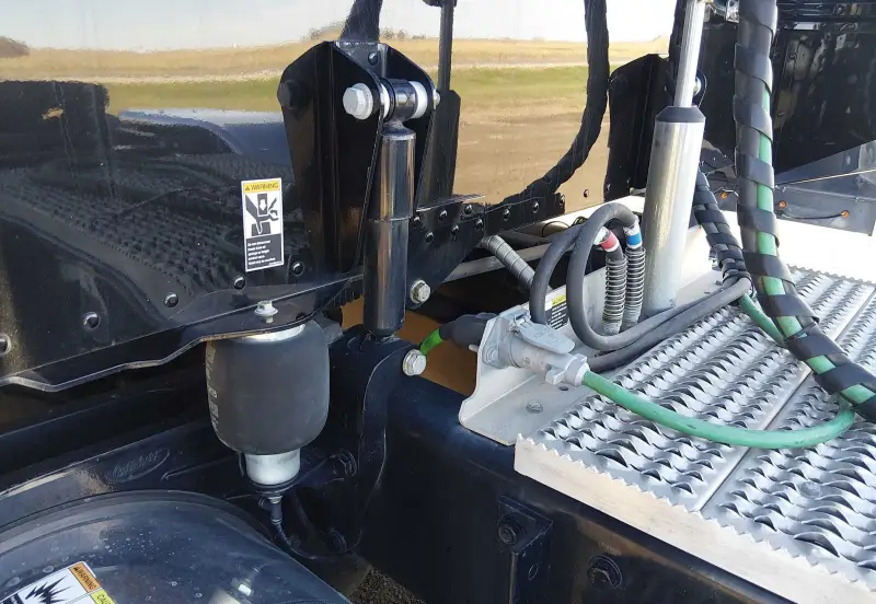 2022 Peterbilt 389 photo 28
