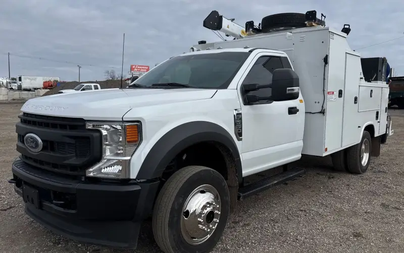 2022 Ford F550 photo 1