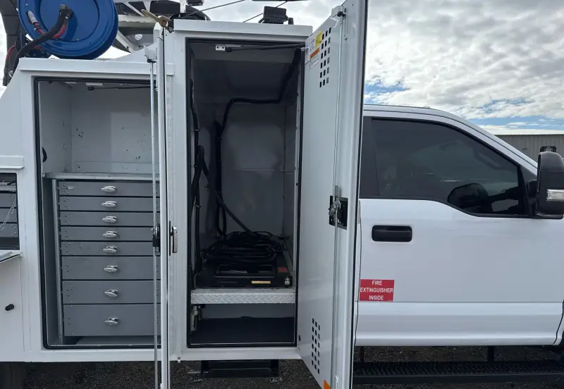 2022 Ford F550 photo 40