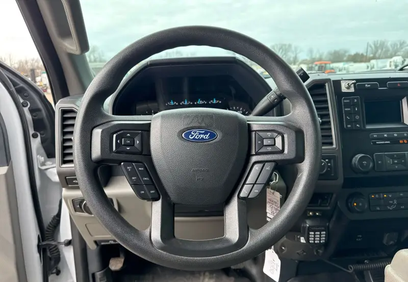 2022 Ford F550 photo 78