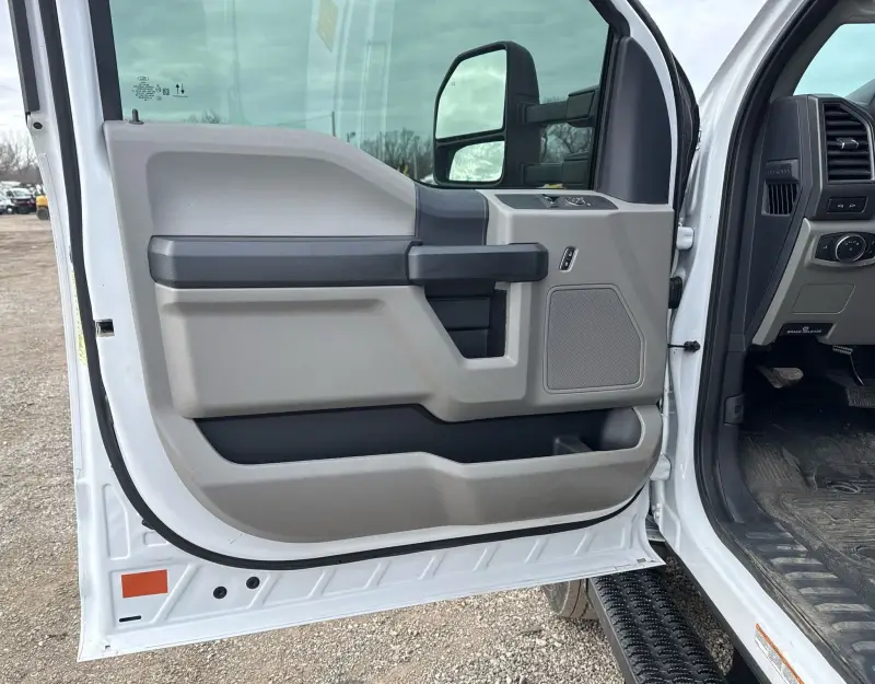 2022 Ford F550 photo 70