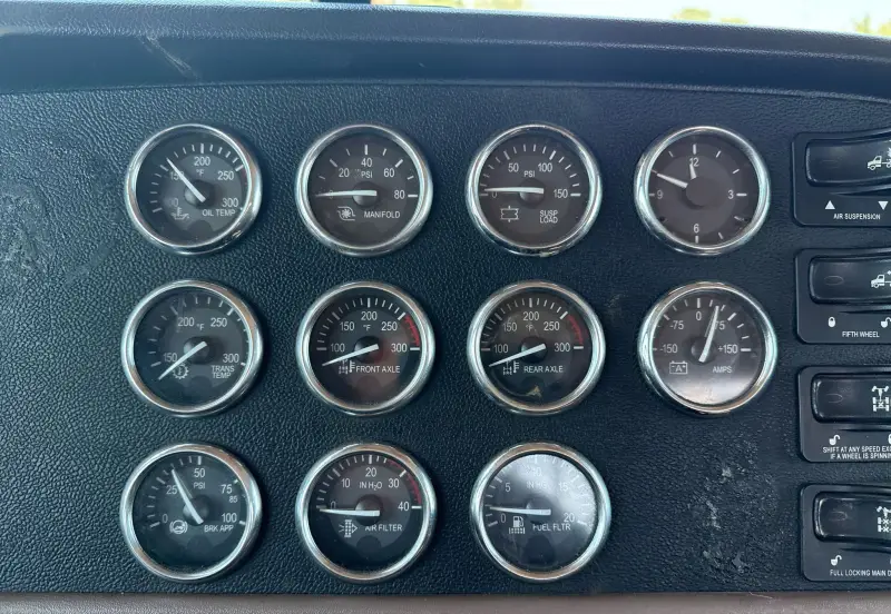 2014 Peterbilt 389K glider kit photo 51