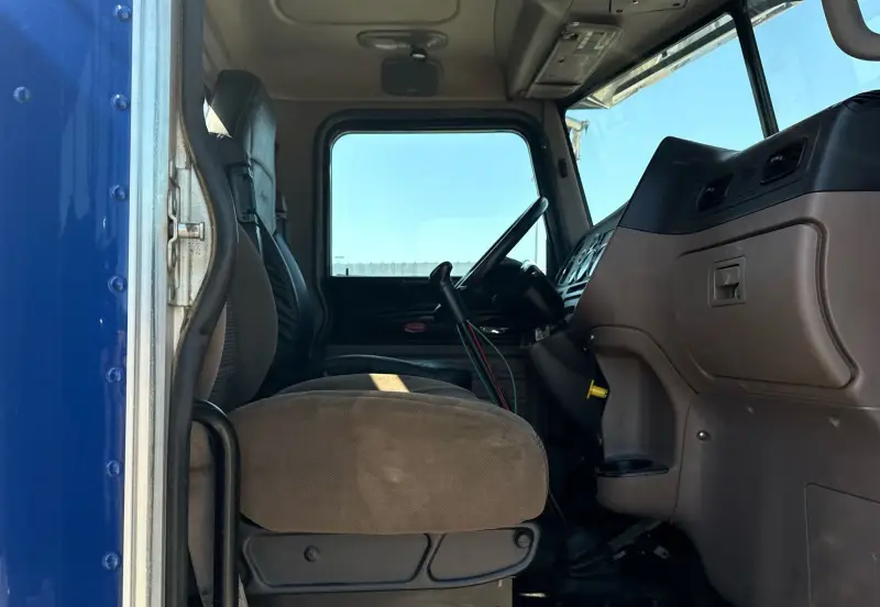 2014 Peterbilt 389K glider kit photo 59