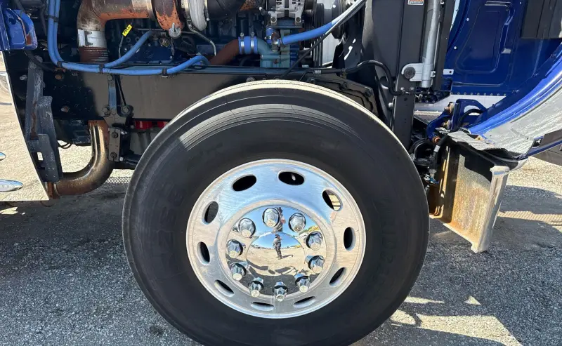 2014 Peterbilt 389K glider kit photo 86