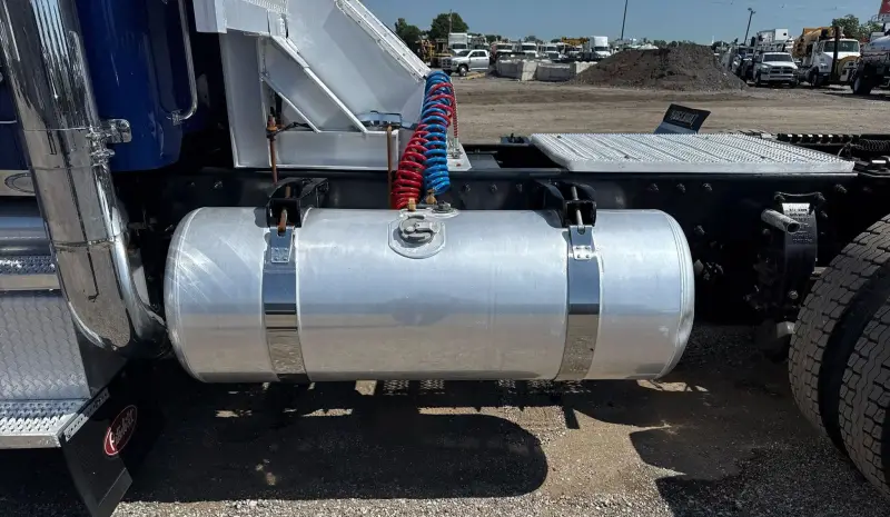 2014 Peterbilt 389K glider kit photo 9