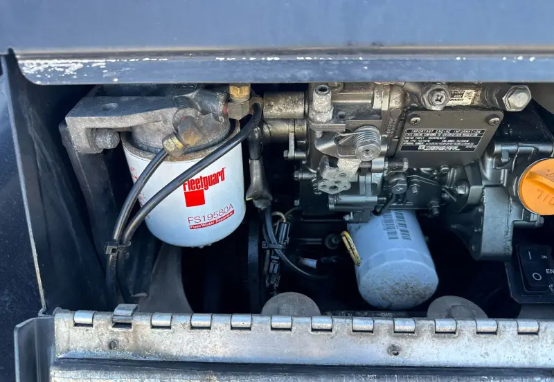 2021 Volvo VNL photo 38
