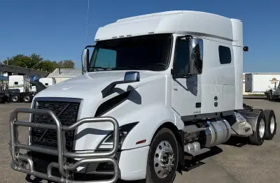 2021 Volvo VNL