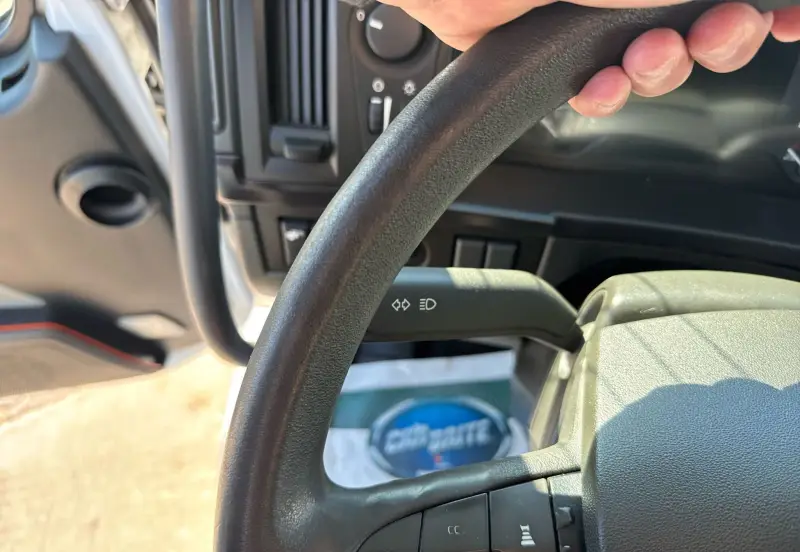 2021 Volvo VNL photo 48