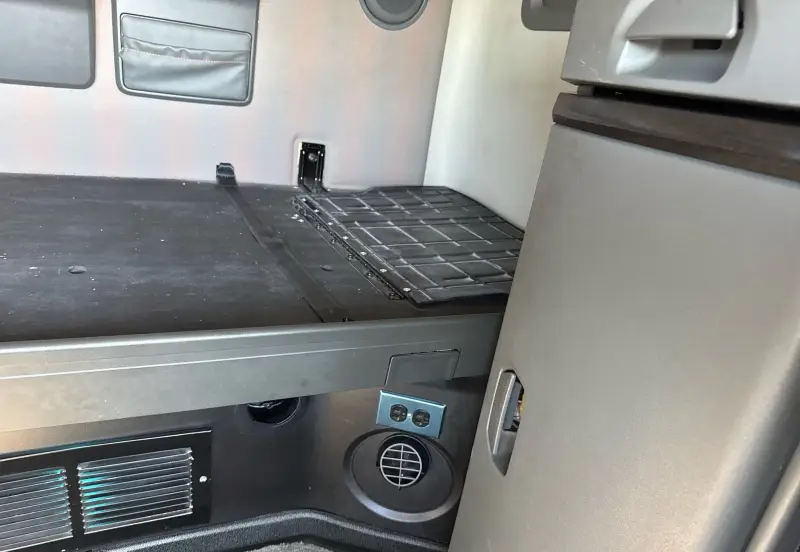 2021 Volvo VNL photo 55