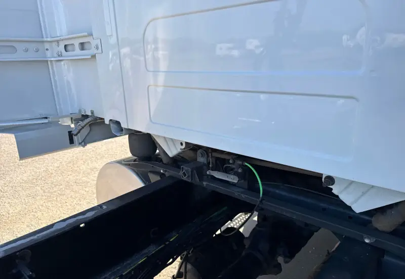 2021 Volvo VNL photo 17