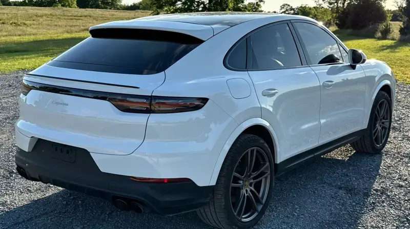 2021 Porsche Cayenne photo 5