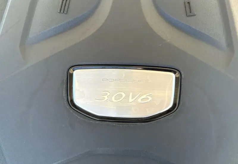 2021 Porsche Cayenne photo 63