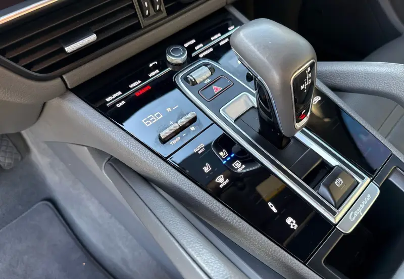 2021 Porsche Cayenne photo 33