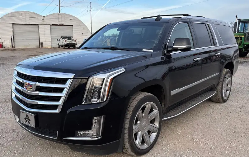 2020 Cadillac Escalade ESV photo 1