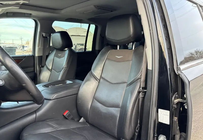 2020 Cadillac Escalade ESV photo 24