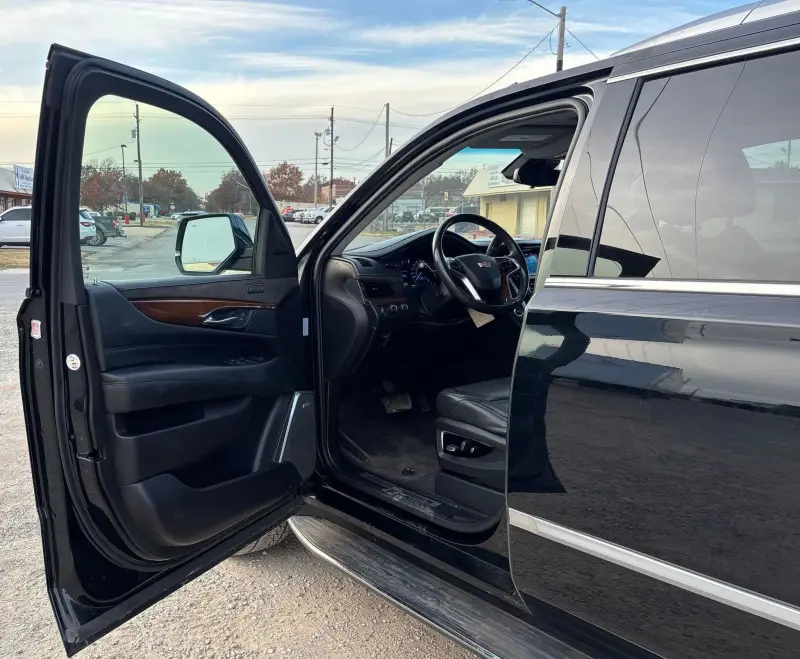 2020 Cadillac Escalade ESV photo 20