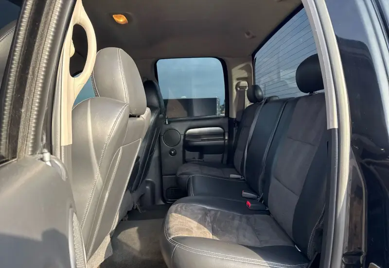 2005 Dodge Ram 1500 photo 37
