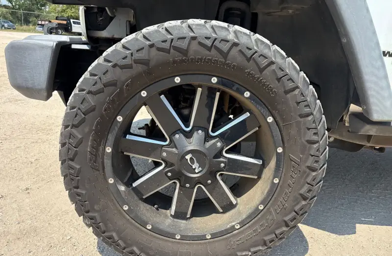 2017 Jeep Wrangler photo 47