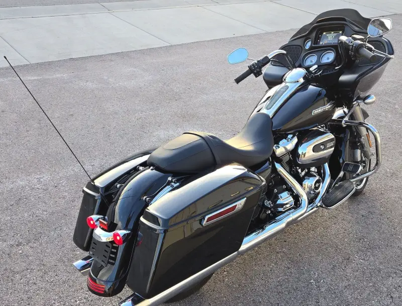 2023 Harley-Davidson Road Glide photo 5
