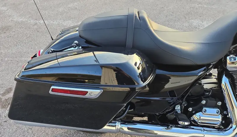 2023 Harley-Davidson Road Glide photo 12