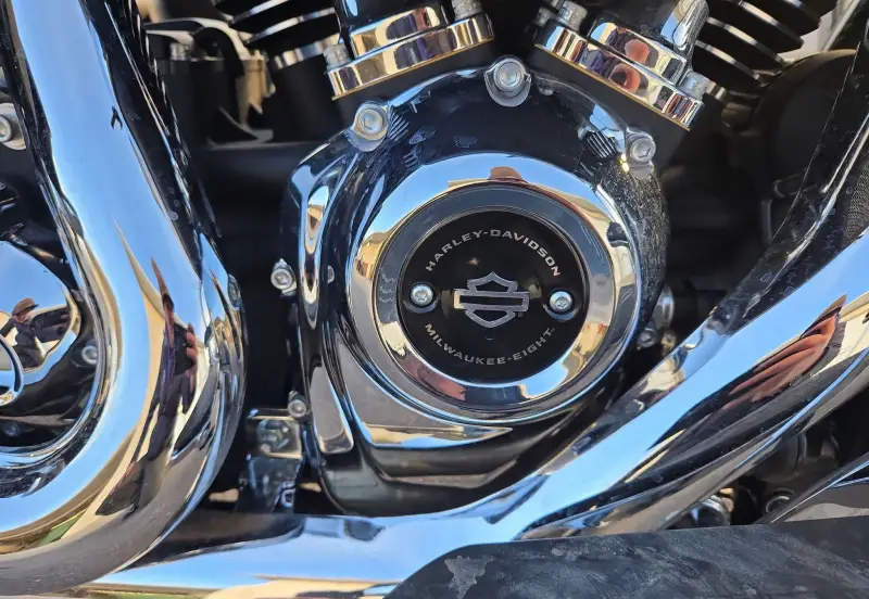2023 Harley-Davidson Road Glide photo 33