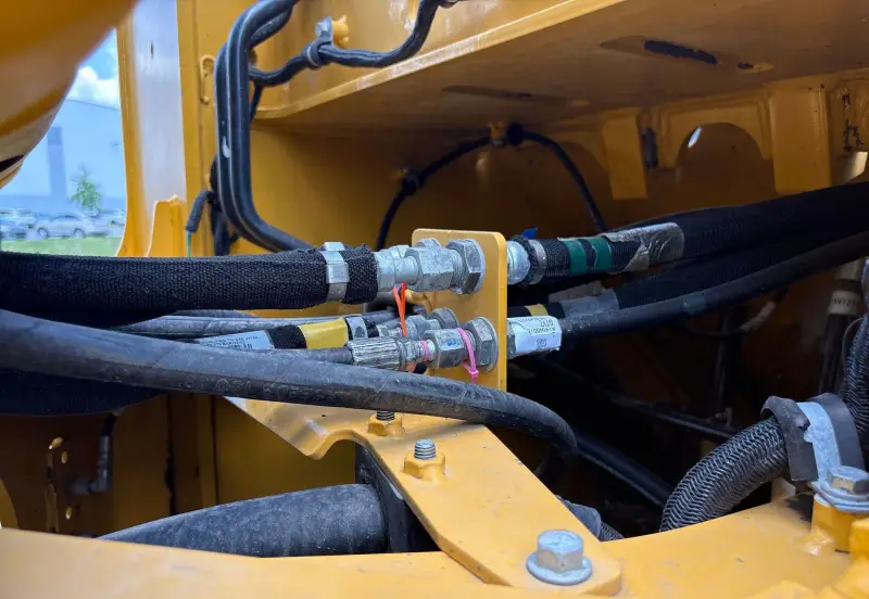 2023 John Deere 624P photo 43